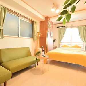 Apartment Mel-theater Karahori 102, Osaka